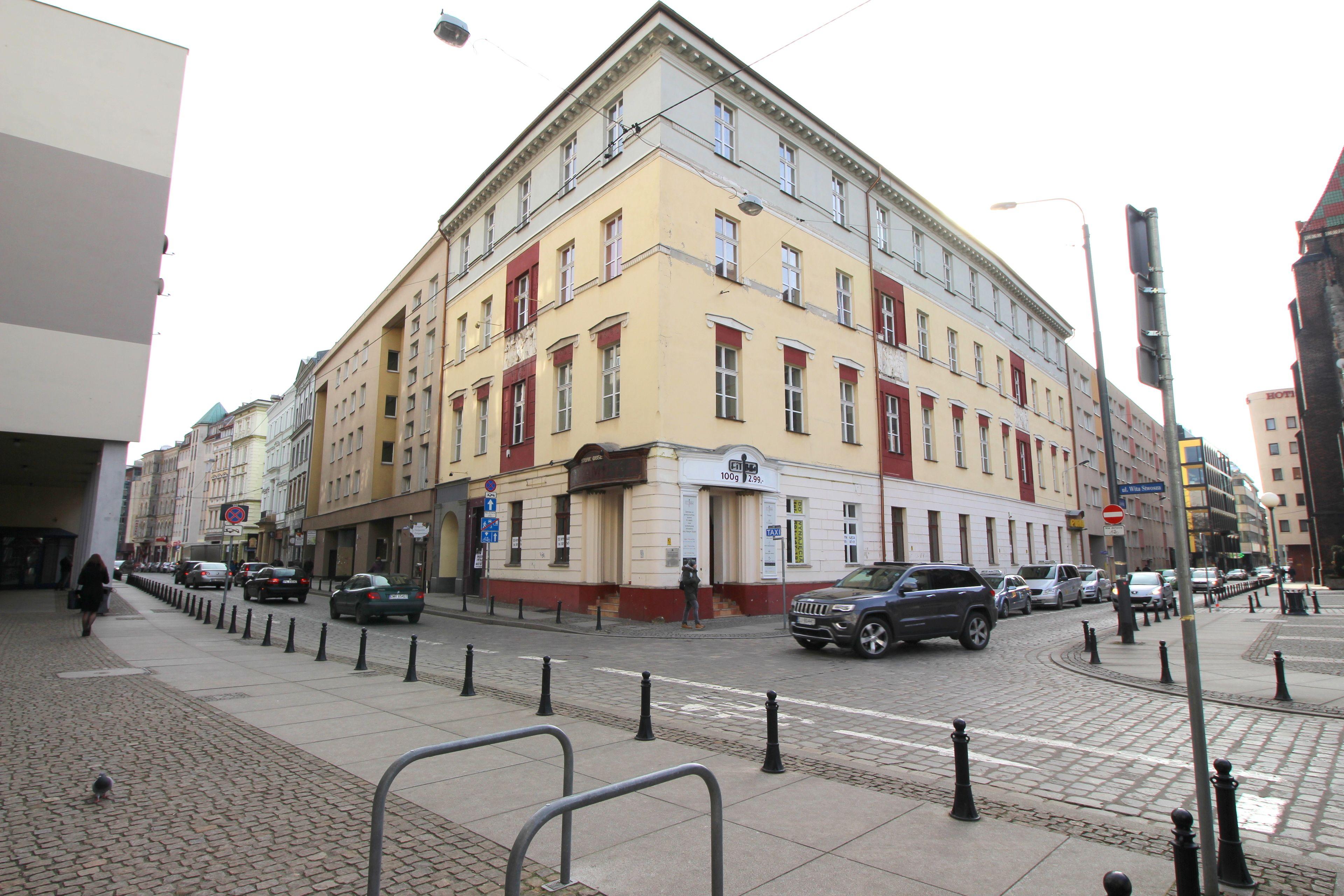 Hostel Krasnal Market Square Wroclaw — Photos 3